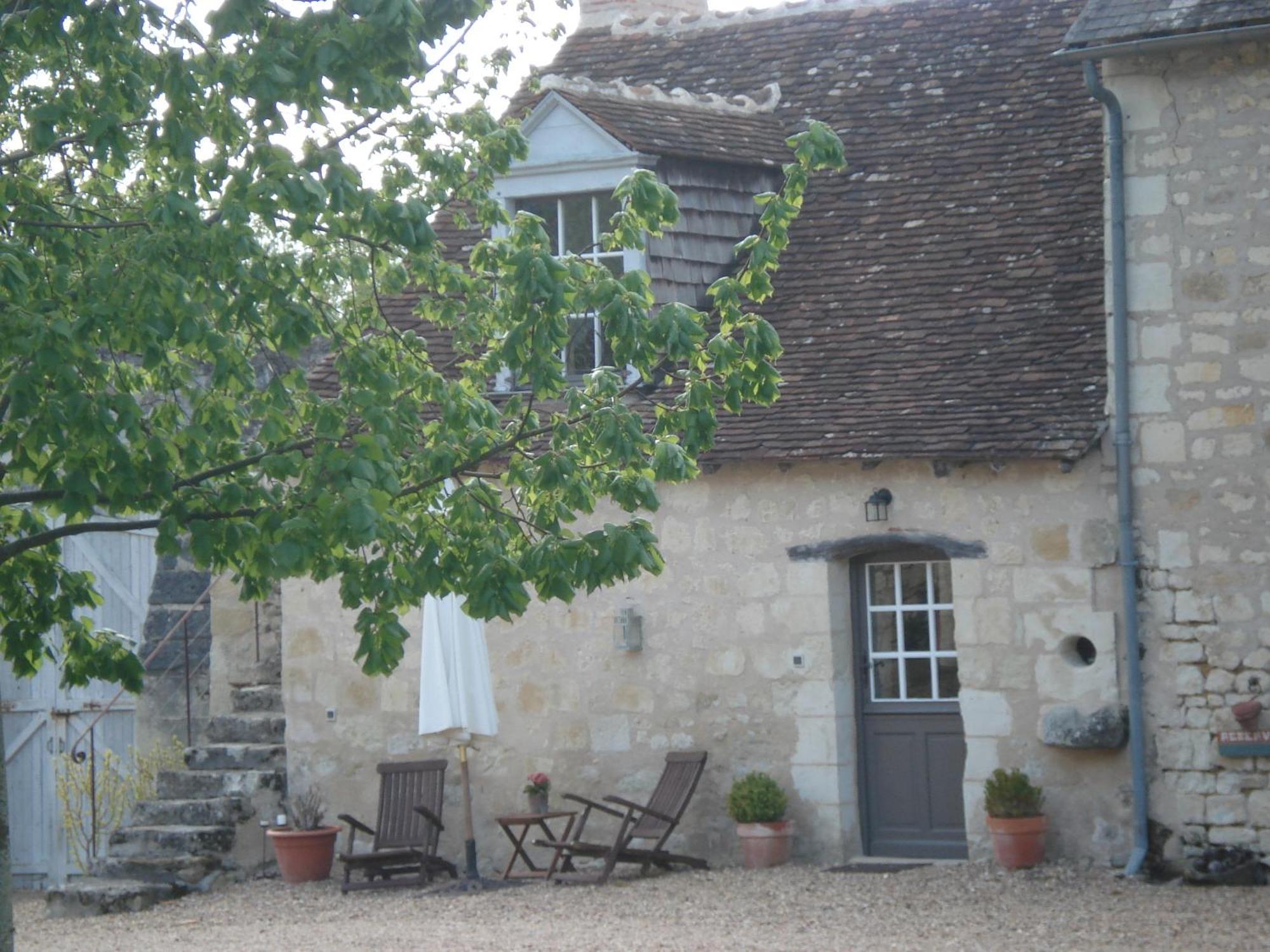 Domaine De Givre Bed & Breakfast Chinon Exterior photo