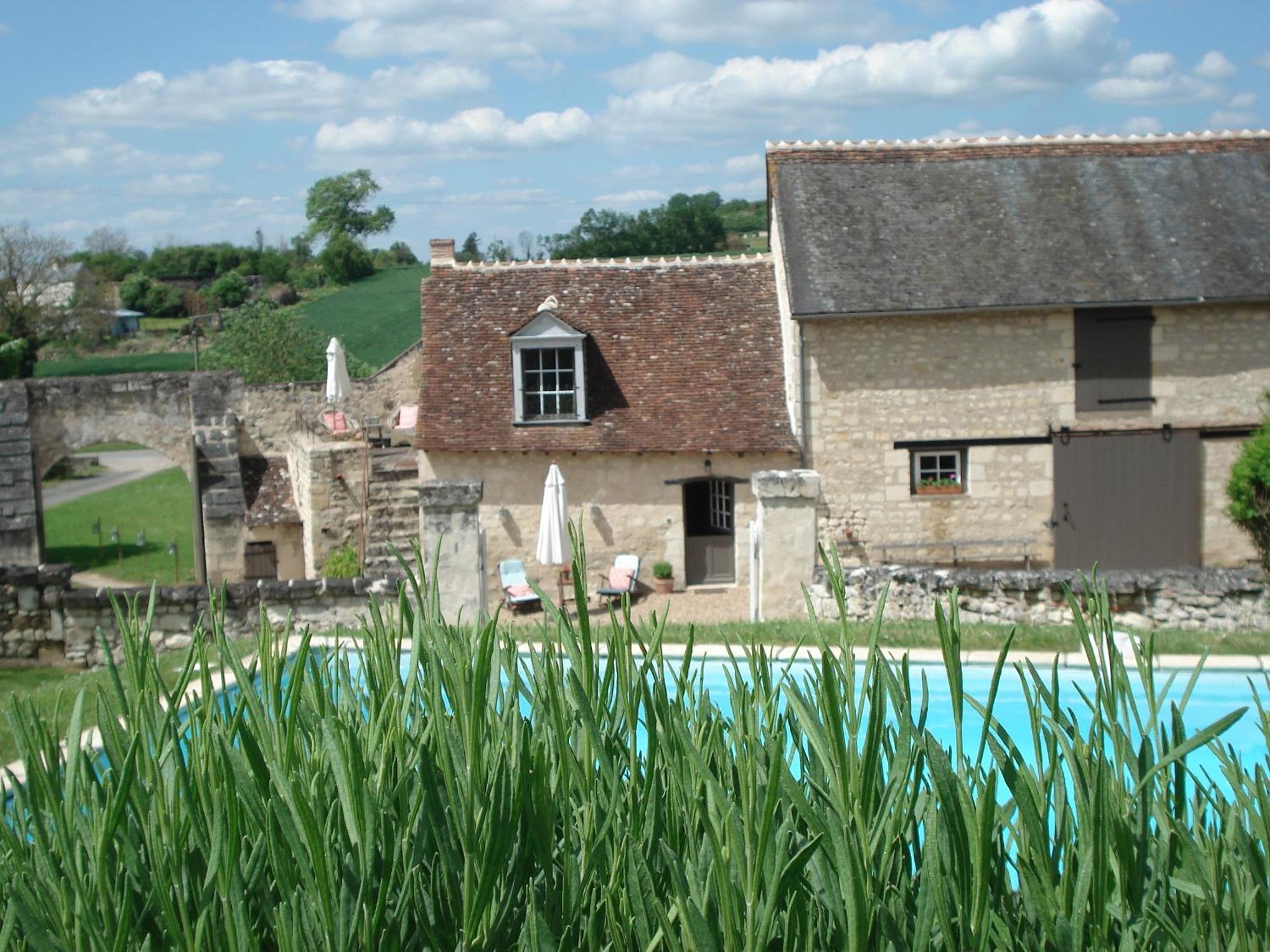Domaine De Givre Bed & Breakfast Chinon Exterior photo