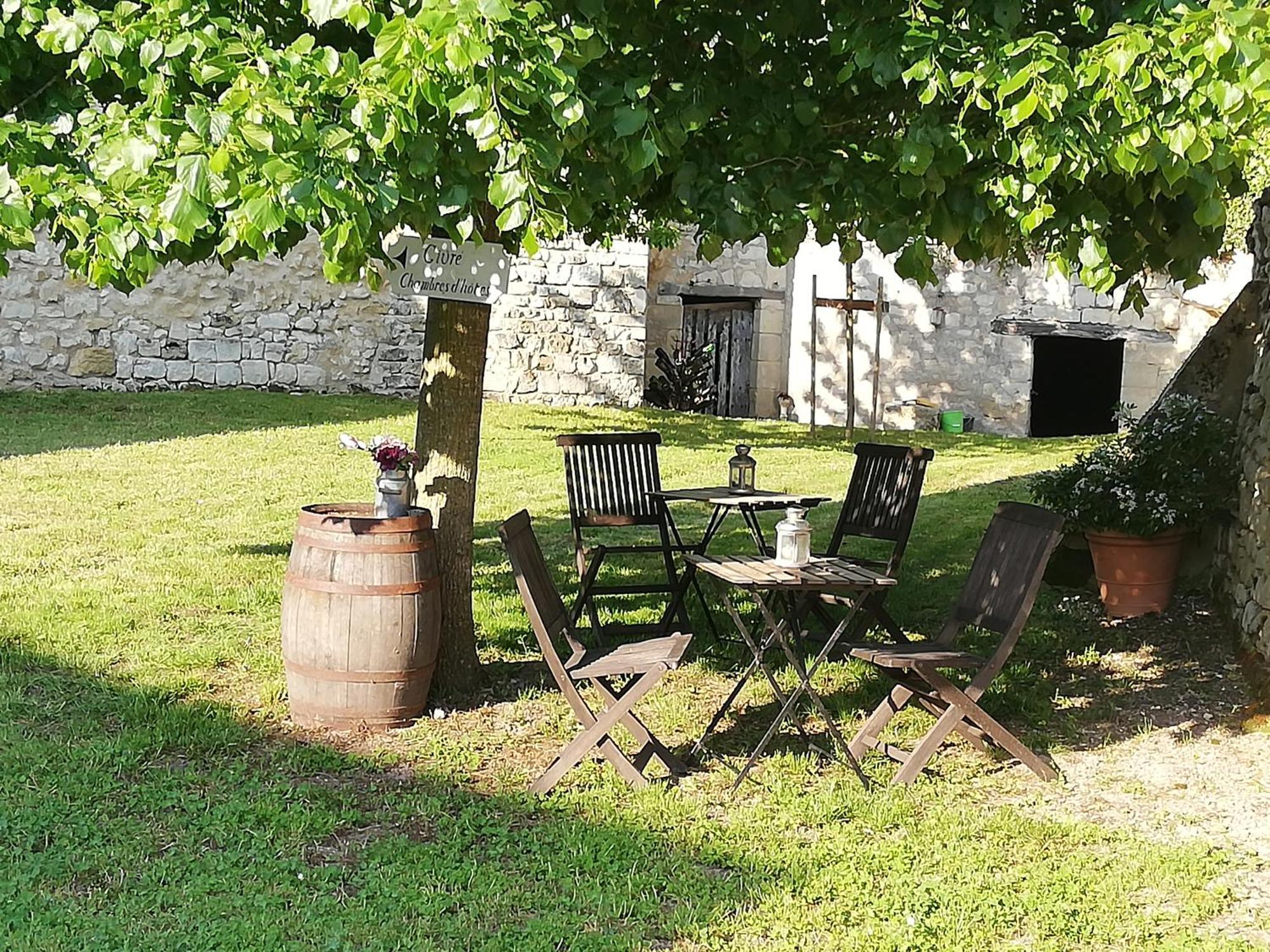 Domaine De Givre Bed & Breakfast Chinon Exterior photo