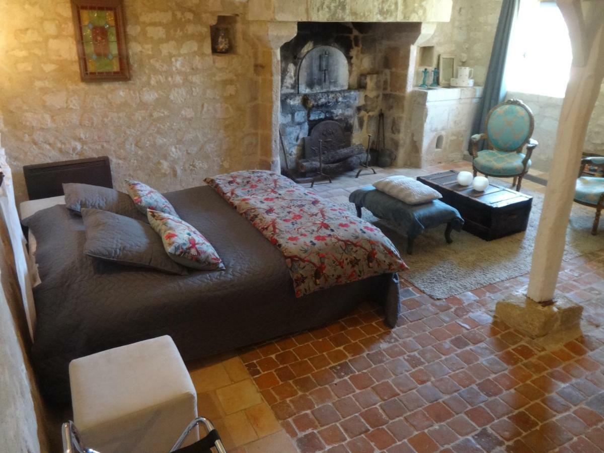 Domaine De Givre Bed & Breakfast Chinon Exterior photo
